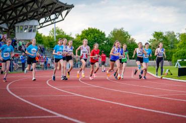 Bereits zum 13. Mal konnten Leichtathleten aller Altersklassen ihr Können auf der Laufbahn zeigen.