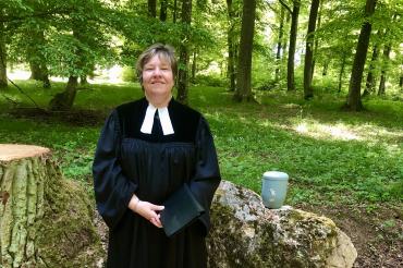 Elke Dollinger
