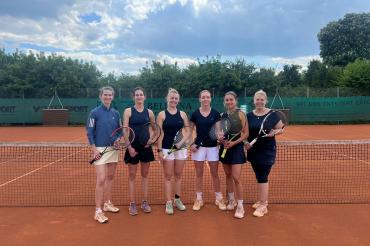 Die 1. Damenmannschaft des TC Donauwörth (von links): Miriam Löfflad, Carmen Löfflad, Lena Schmidt, Marie Rödl, Julia Hummel und Jenny Wagner. 