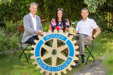 Past President Dr. Jörg Eidam, Incoming President Brigitte Ulbricht, Präsident Frank Ruf.
