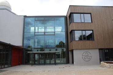 Das Albrecht-Ernst-Gymnasium in Oettingen bietet eine neue Idee von Schule.