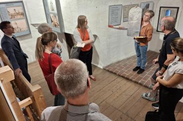 Bei der Eröffnung der Sonderausstellung erfuhren die Gäste vieles über „Grenzen“, weit über die Stadtmauer hinaus.