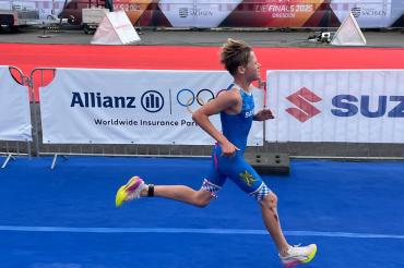 Joel Westphal beim Zieleinlauf bei den Finals 2025 in Dresden. 