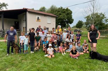 Ein toller Tag für Kinder und Hunde.