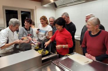 Kochen im B+ Zentrum Blossenau.