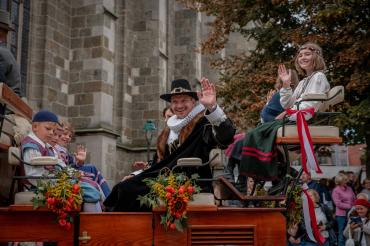 Oberbürgermeister David Wittner beim Stadtmauerfest.
