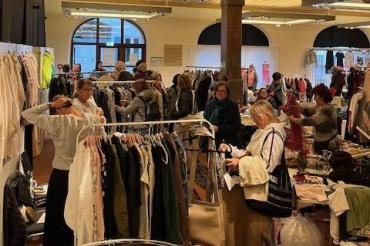 Mädelsflohmarkt im Donauwörther Zeughaus 