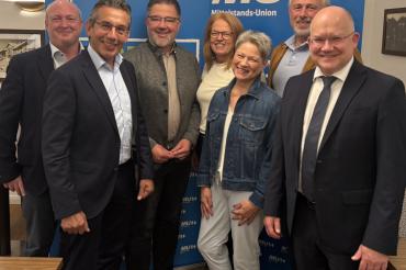 Das Bild zeigt unsere anwesenden Delegierten vom Kreisverband….von links nach rechts: Gerhard Böswald, Erwin Taglieber, Andreas Kaufmann, MdL, Heike Klauser, Birgit Rößle, Markus Löhe und MU Landesvorsitzender Sebastian Brehm.