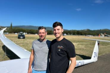 David Bauder (links) und Stefan Langer kämpften im südfranzösischen St. Auban um den WM-Titel beim Segelflug-Grand-Prix. 