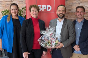 Claudia Müller (2.v.l.) war bei der Nominierung von Daniel König (2.v.r.) ebenfalls zugegen.