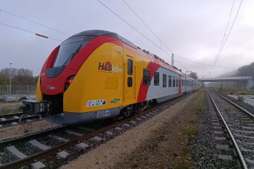 Mit gemieteten Zügen stabilisiert agilis seine Zugflotte im Netz Mitte.