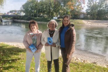 Zu sehen sind von rechts nach links: Gabriele Geiger-Bissinger, Friederike Rieger und Sonja Strobel