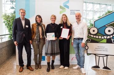 Berufswahl-SIEGEL-Team der HLS: Hubert Wirth, Christine Besl, Anja Heßlinger, Juliana Baumgartner, Andreas Walter (v. l.)
