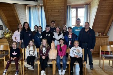 Erste Hilfe Kurs bei der Feuerwehr Rögling