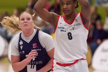 Die deutsche Nachwuchsnationalspielerin Chanel Ndi, hier gegen Freiburg, zeigte ihr bisher bestes Seniorenspiel.