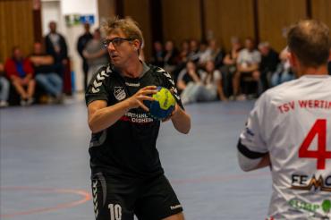 Die Herren II des TSV Bäumenheim bekommen es am kommenden Wochenende mit der Spitzenmannschaft des TSV Bobingen II zu tun. (Am Ball Markus Bügelsteiber).