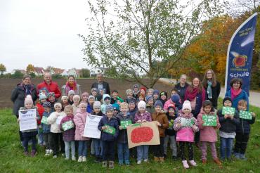 Urkundenübergabe für zehnte Geopark Ries Schule
