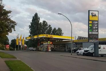  Fritz Höringer Kfz-Werkstätte und Tankstelle