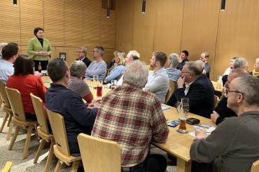 Claudia Marb Wahlversammlung