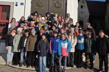 4. Klassen besuchen die Verwaltungsgemeinschaft Wemding 