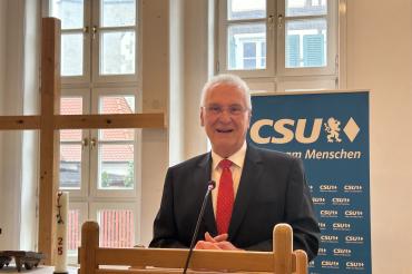 Joachim Herrmann 
