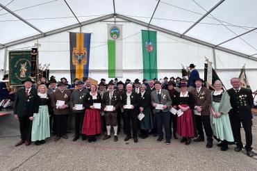 Schützen aus dem Schützengau Donau-Ries, denen an der Sebastianifeier 2026 der Sebastianiorden in Großgold verliehen wurde. 