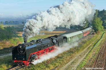 Schnellzugdampflokomotive 01 066.