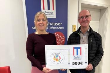 Auf dem Bild zu sehen (von links): Brigitte Stanzel, Erwin Seiler.