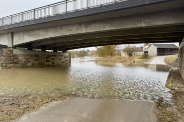 Feldweg Ebermergen Hochwasser 2026