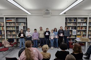 Marlene Ruf vom THG Nördlingen hat beim Kreisentscheid des Vorlesewettbewerbs gewonnen.