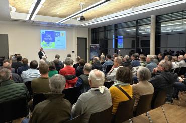 Der Umwelt InfoDay in Donauwörth stieß mit rund 45 Teilnehmenden und großem Interesse an den Energie- und Klimathemen auf eine sehr positive Resonanz. 