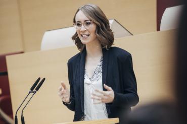Eva Lettenbauer im Bayerischen Landtag.