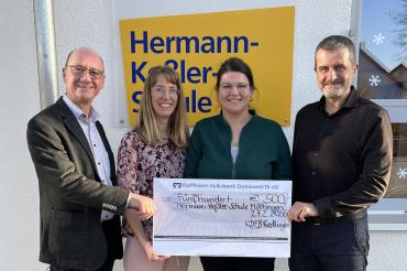 Erwin Seiler (erster Vorstand), Carina Herreiner (Frauenbund), Sabine Ost (Frauenbund), Timm Albert (Fachbereichsleiter)