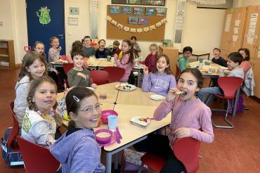 Mit dem Gesunden Frühstück soll Grundschülern der wert einer gesunden Ernährung vermittelt werden.