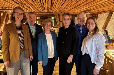 v.l.n.r. Eva Lettenbauer, Albert Riedelsheimer, Ursula Kneißl-Eder, Mona Neubaur, Walter Rotzer, Katrin Streicher