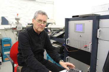 Prof. Dr. Stefan Hölzl