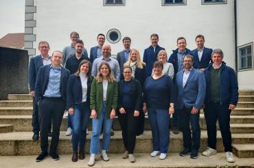 Die Teilnehmerinnen und Teilnehmer des Landratsamtes sowie von Seiten der Unternehmerschaft und IHK am Workshop der Industrie- und Handelskammer