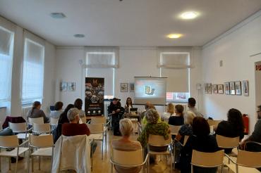 Matthias Küffner und Regina Schiele beim Vortrag „Elternstärke(n)