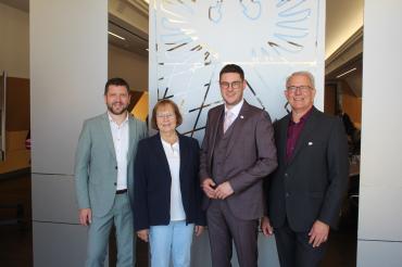 V.l.n.r.: Stv. Landrat Jürgen Leberle, Gabriele Fograscher, Michael Dinkelmeier, Martin Stegmair.