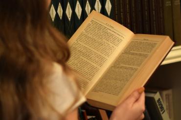 Buch lesen 