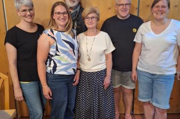 Das Bild zeigt v.l.: Nicole Vervoort, Katrin Streicher, Elmar Heckel, Ursula-Kneißl-Eder, Walter Rotzer, Linda Schiffelholz
