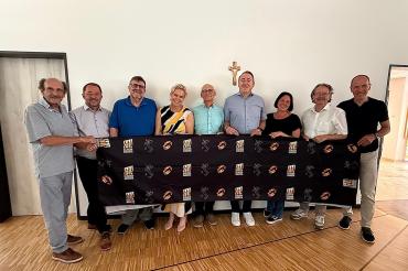 v.l.n.r.: Paul Iacob, Andreas Haug, Horst Altmann, Michaela Grün, Manfred Hahn, Stefan Münchmeyer, Julia Riedle, Armin Neudert, Thomas Pihusch