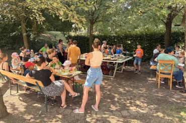 Ein Frühstück, um das Schuljahr zu verabschieden.