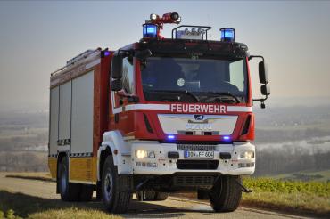 Bei Waldbränden kann dieses Fahrzeug der Feuerwehr Donauwörth mit mehr als 2.000 l Wassermenge abgerufen werden.