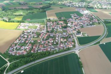 Vergabe eines Kettenhaus-Bauplatzes im Neubaugebiet „Westlich des Johanniterschlosses“ in Kleinerdlingen.