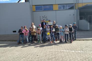 Schule Harburg als Roller-fit-Schule ausgezeichnet
