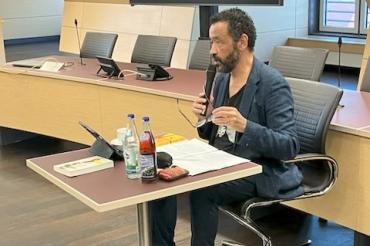 Referent Marius Jung in der Lesung
