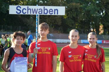 Aaron Kramer, Jerome Häusler, Kim Kleemann und Johanna Schuster vom TSV Rain 