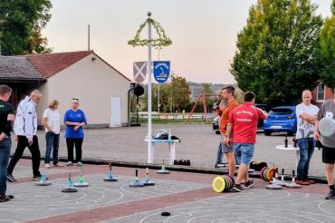 TSV 1861 Oettingen und TSV Wemding pflegen ihre Freundschaft mit gemeinsamen Trainingseinheiten.