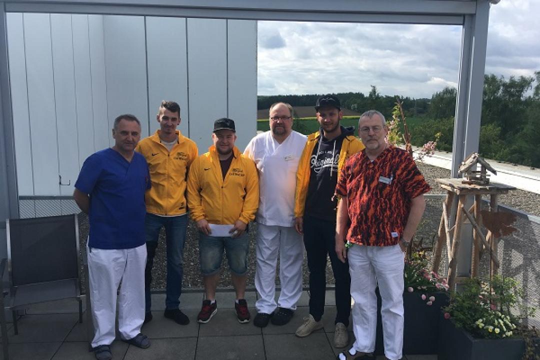 500 Euro Fur Die Palliativstation Nordlingen Donau Ries Aktuell